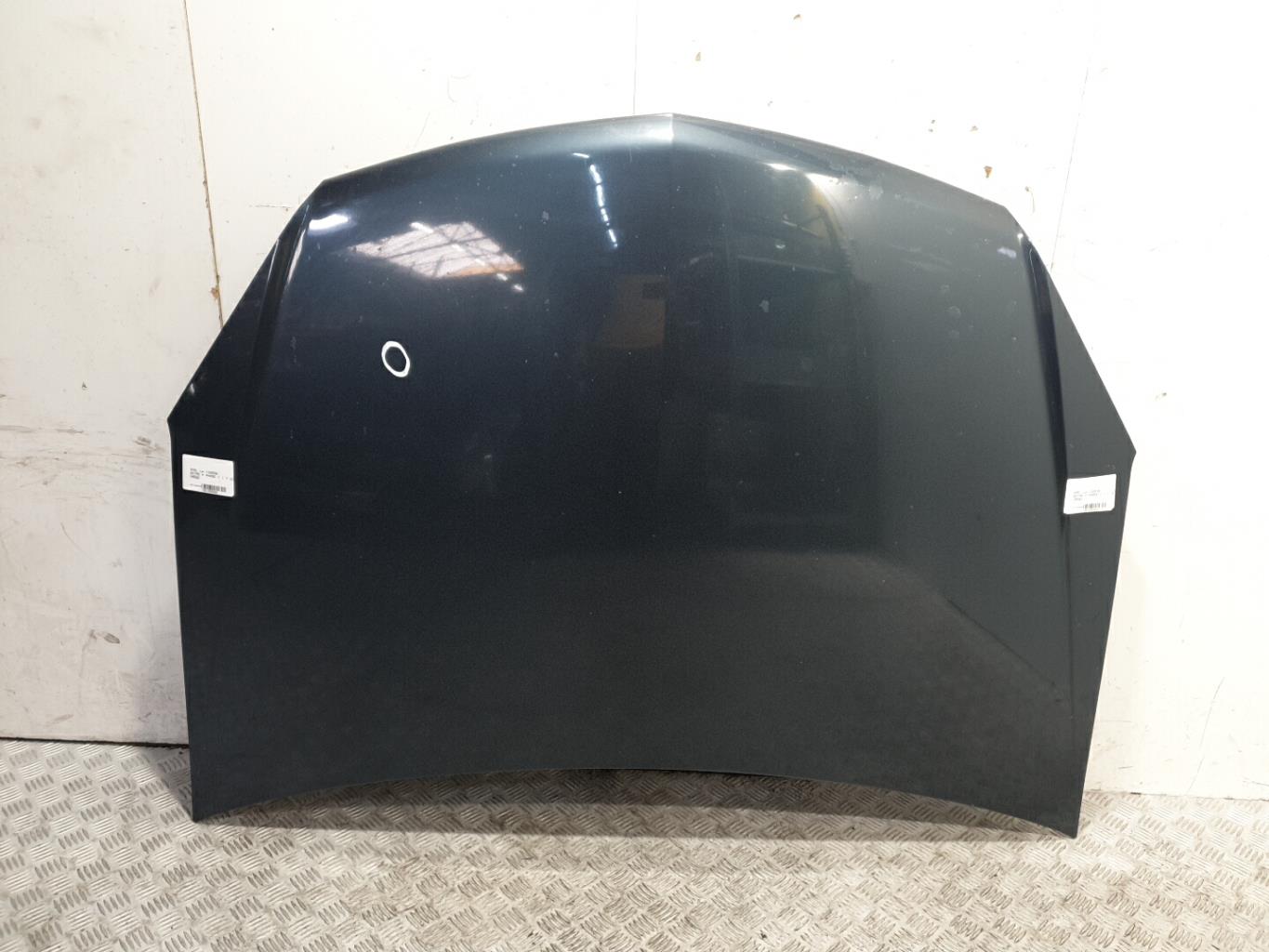 Capot opel astra h phase 1