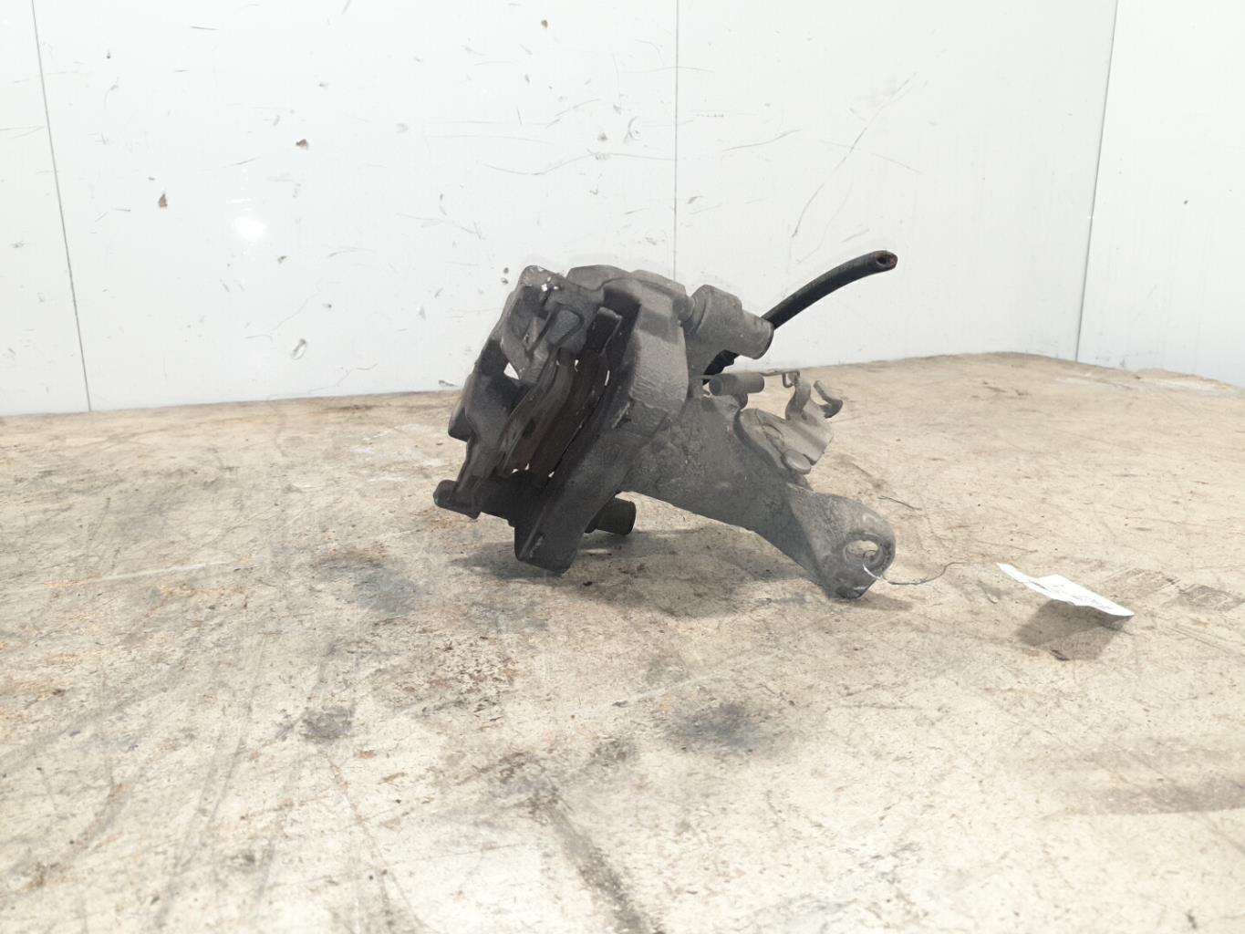 Etrier arriere droit (freinage) peugeot 308 2 phase 1
