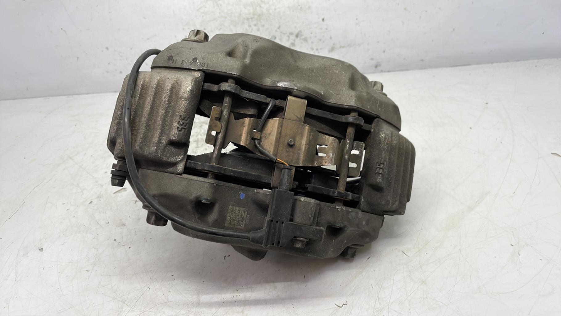 Etrier avant droit (freinage) mercedes classe s 221 phase 2