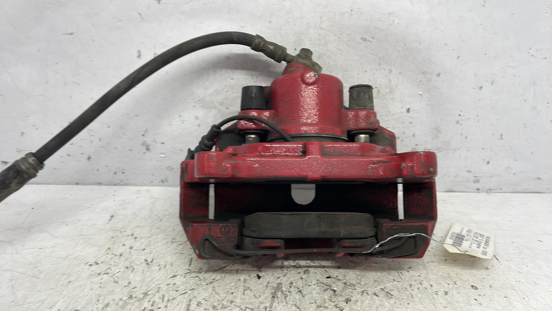 Etrier avant gauche (freinage) volkswagen golf 5