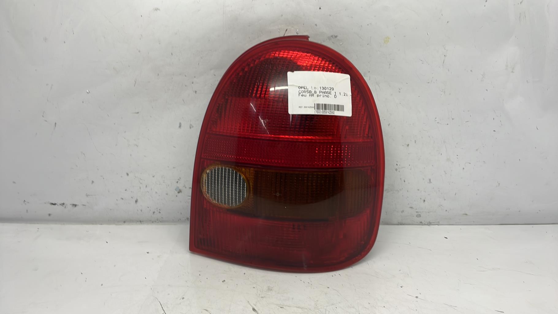 Feu arriere principal droit (feux) opel corsa b phase 1