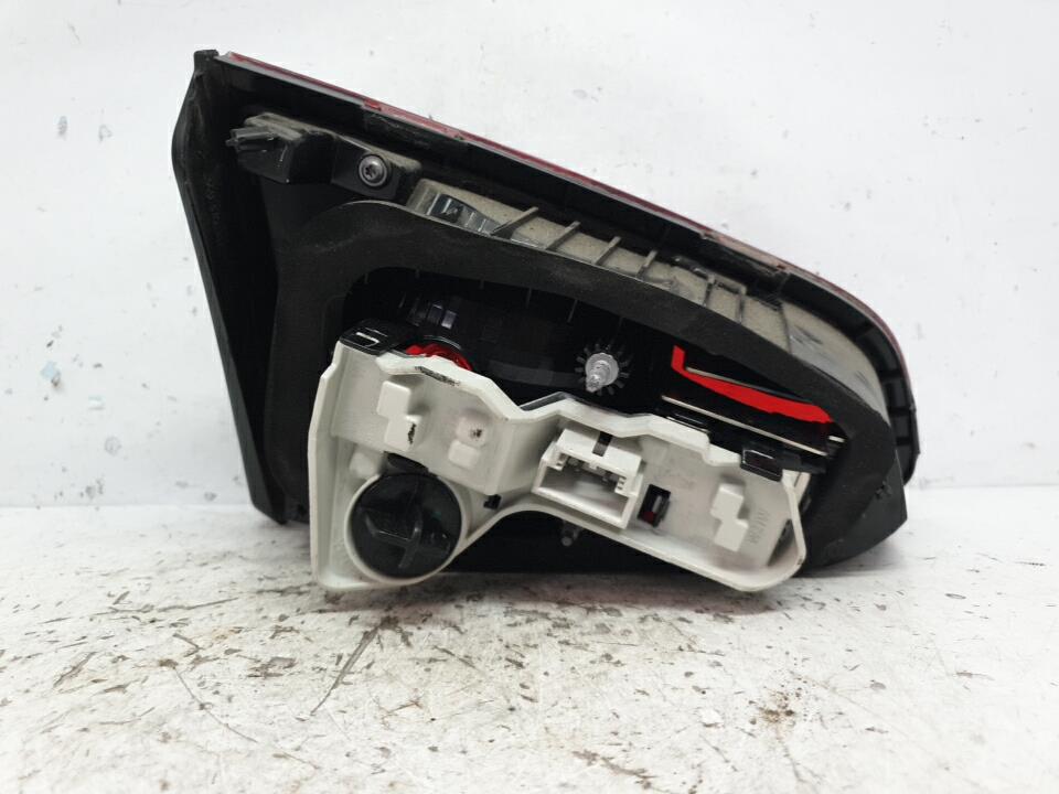 Feu arriere secondaire droit (feux) volkswagen golf 7 phase 1