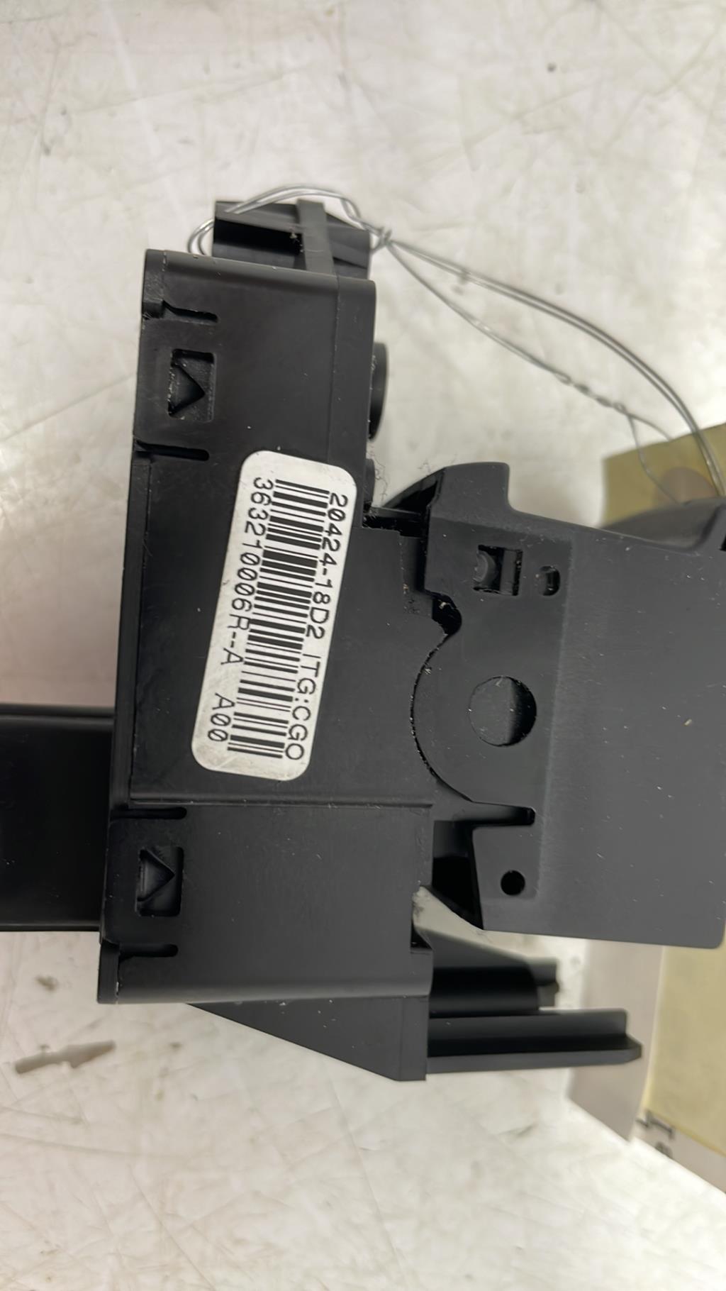 Levier frein à main electrique renault megane 3 phase 2
