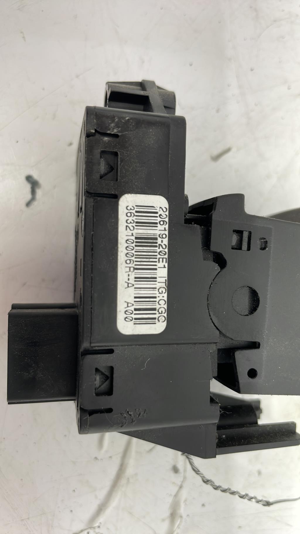 Levier frein à main electrique renault grand scenic 3 phase 1