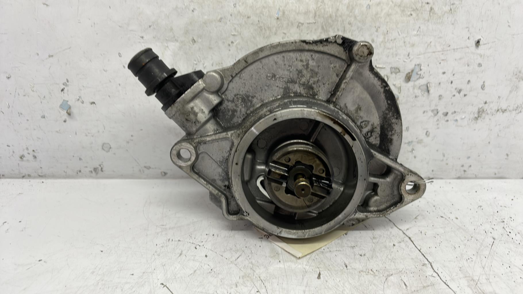 Pompe à vide porsche cayenne 2 phase 1