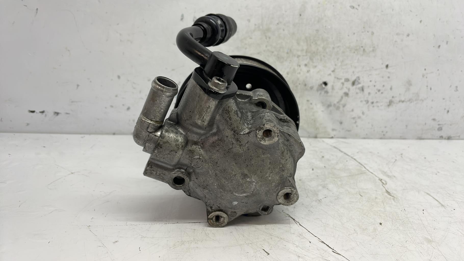 Pompe de direction porsche cayenne 2 phase 1