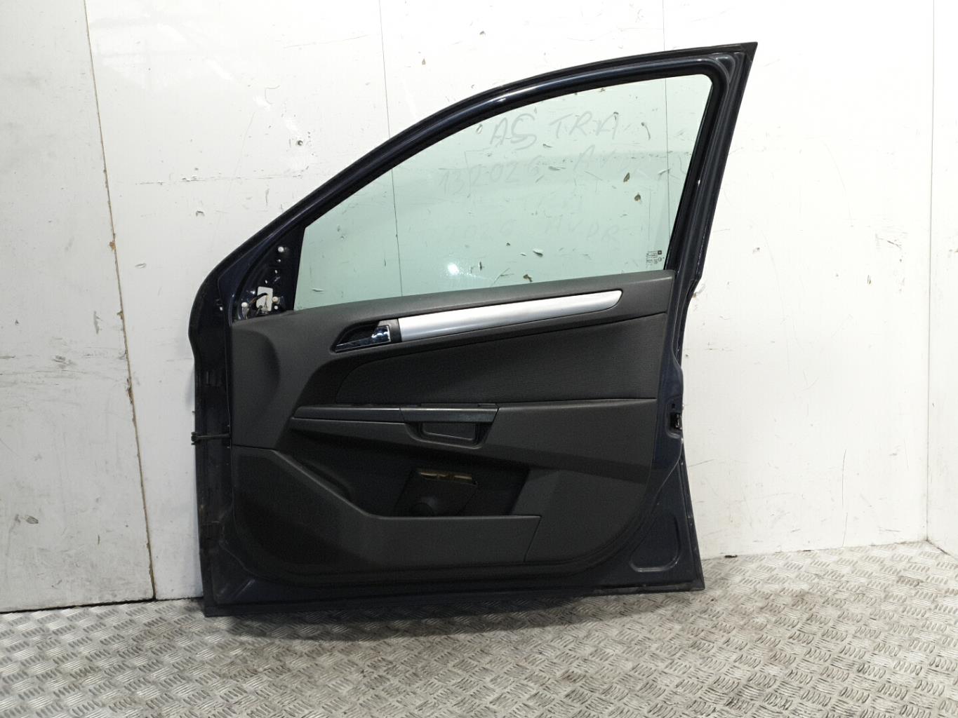 Porte avant droit opel astra h phase 1