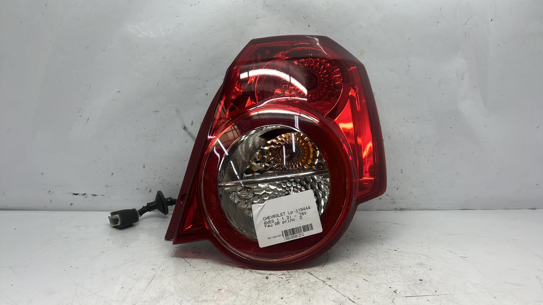 Feu arriere principal droit (feux) chevrolet aveo 1