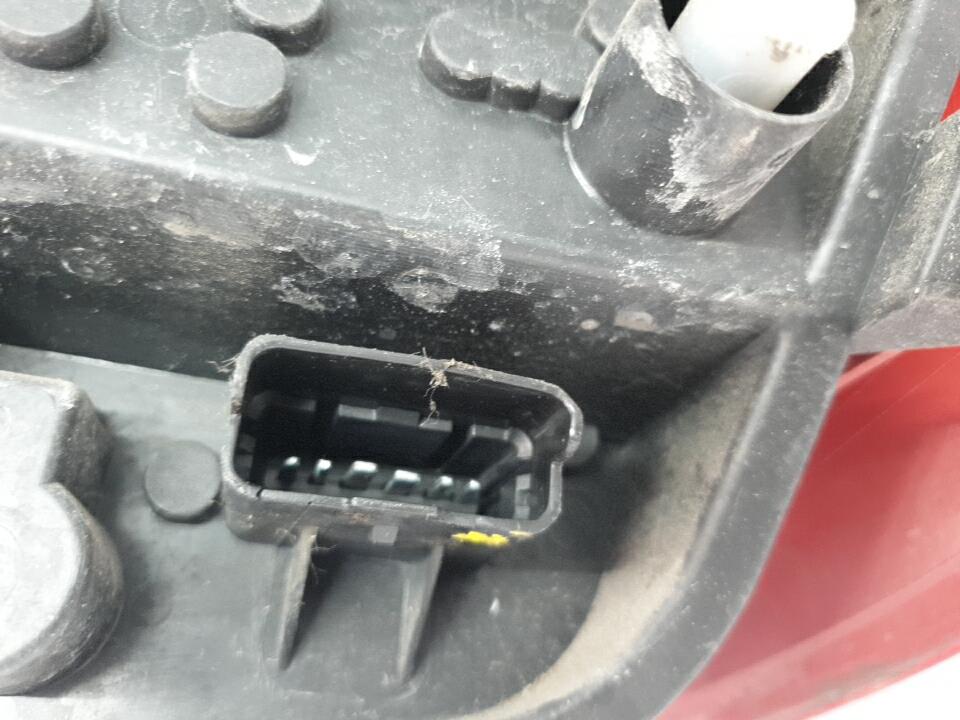 Feu arriere principal gauche (feux) renault clio 3 phase 1