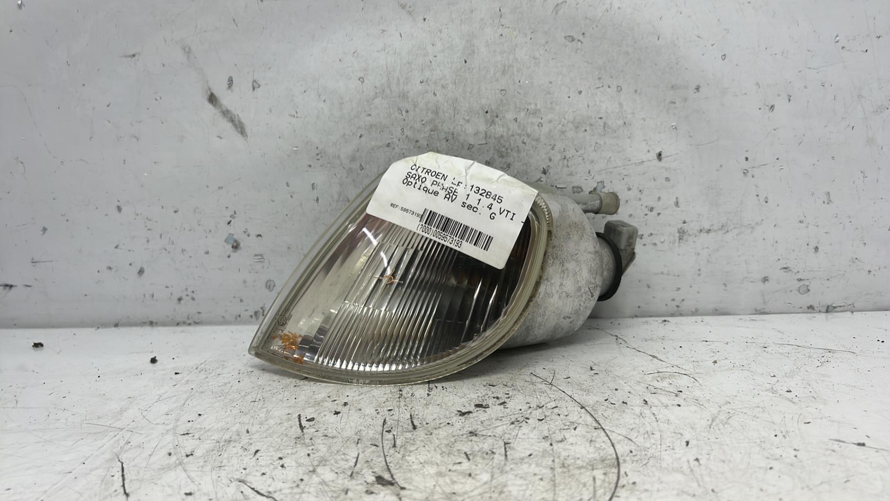 Optique avant secondaire gauche (feux)(clignotant) citroen saxo phase 1