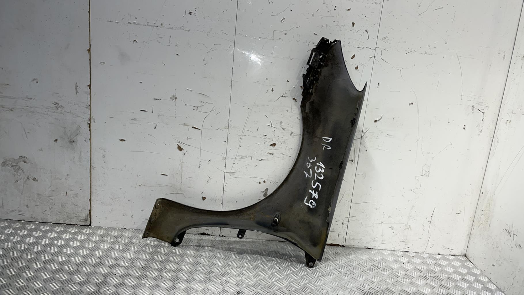 Aile avant droit peugeot 307 phase 1