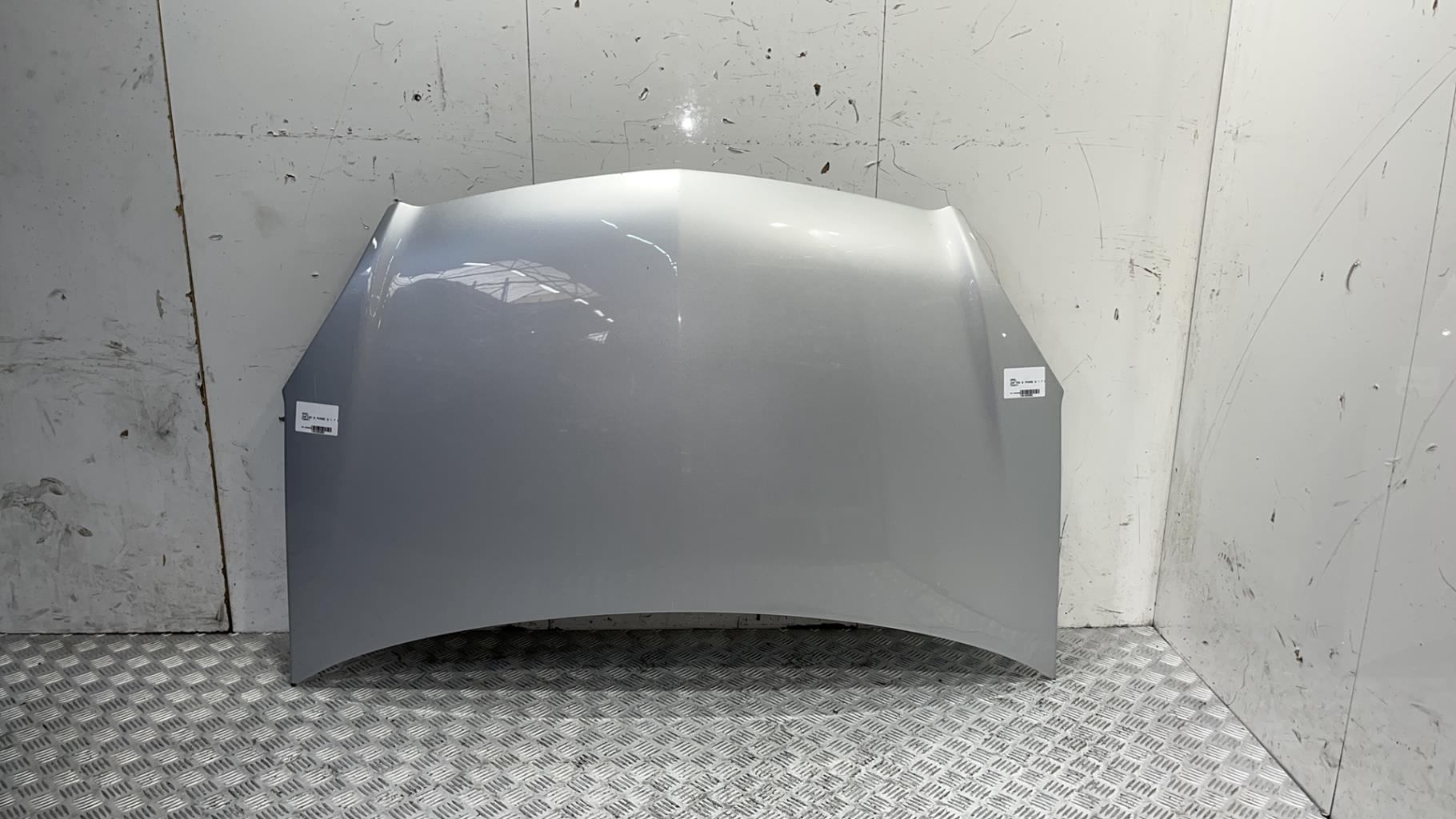 Capot opel zafira b phase 2