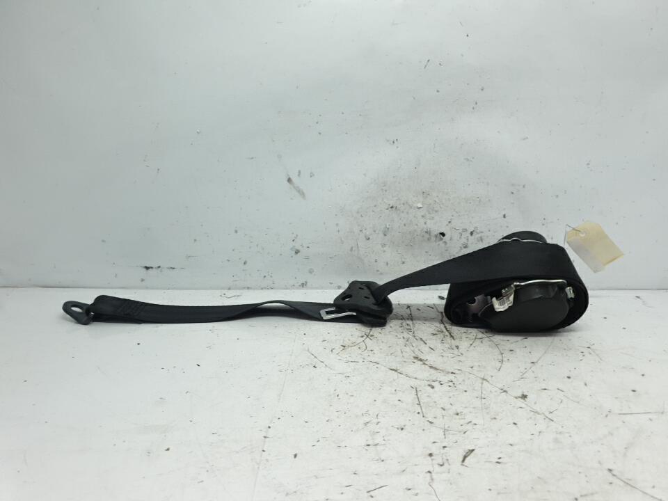 Ceinture arriere droit peugeot 208 1 phase 1