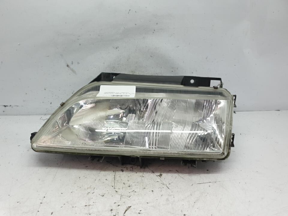 Optique avant principal gauche (feux)(phare) citroen xantia phase 2