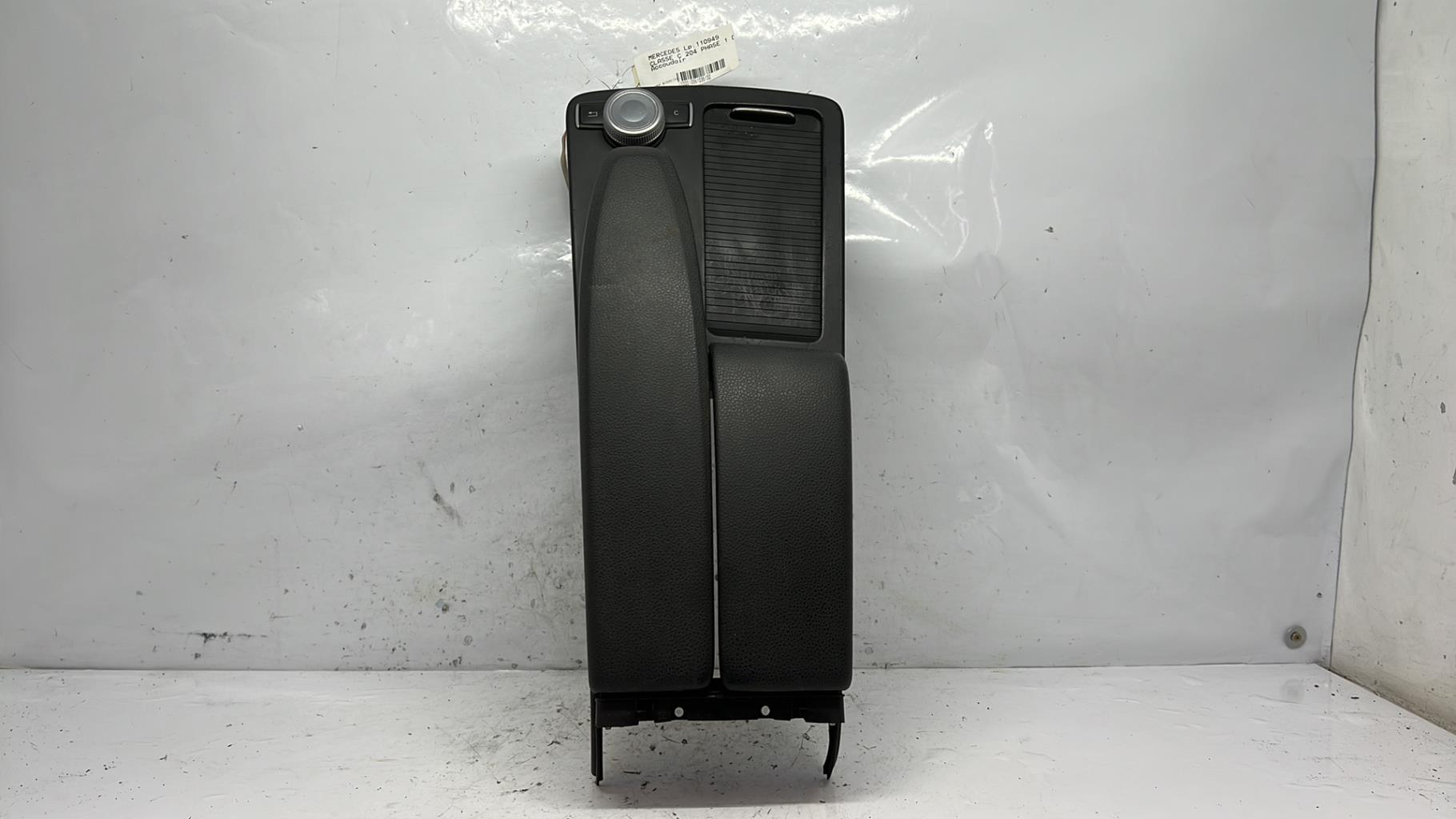 Accoudoir mercedes classe c 204 phase 1