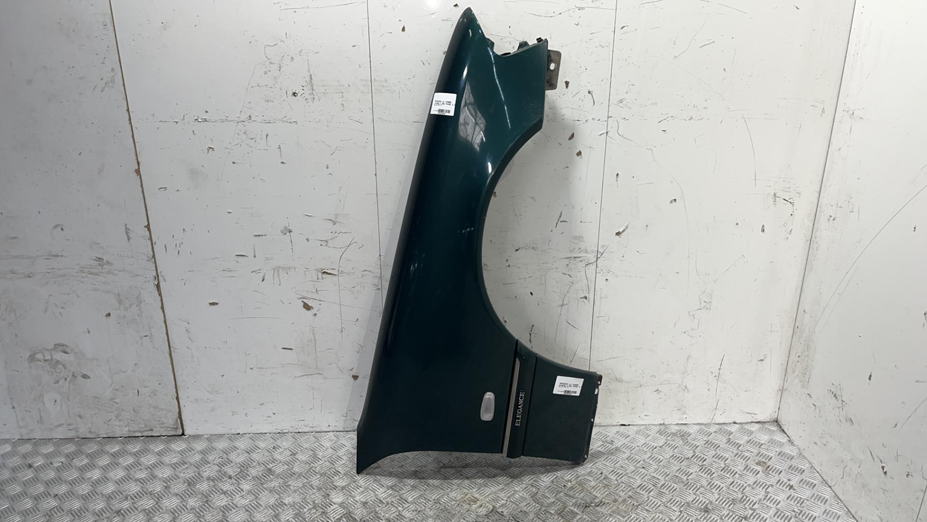 Aile avant droit mercedes classe c 202 phase 2 break