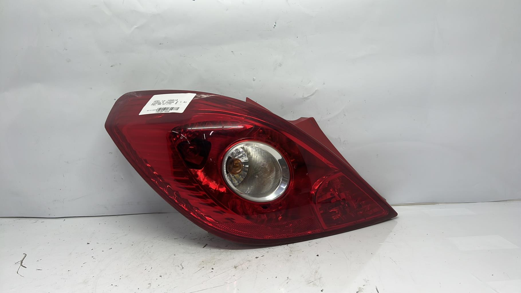 Feu arriere principal gauche (feux) opel corsa d phase 2