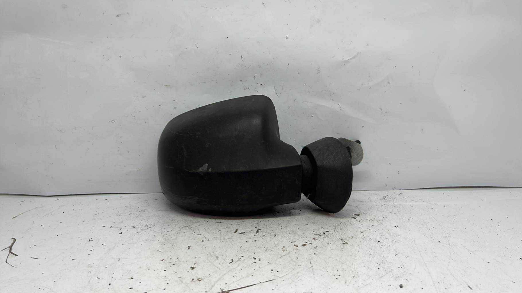 Retroviseur droit dacia sandero 1
