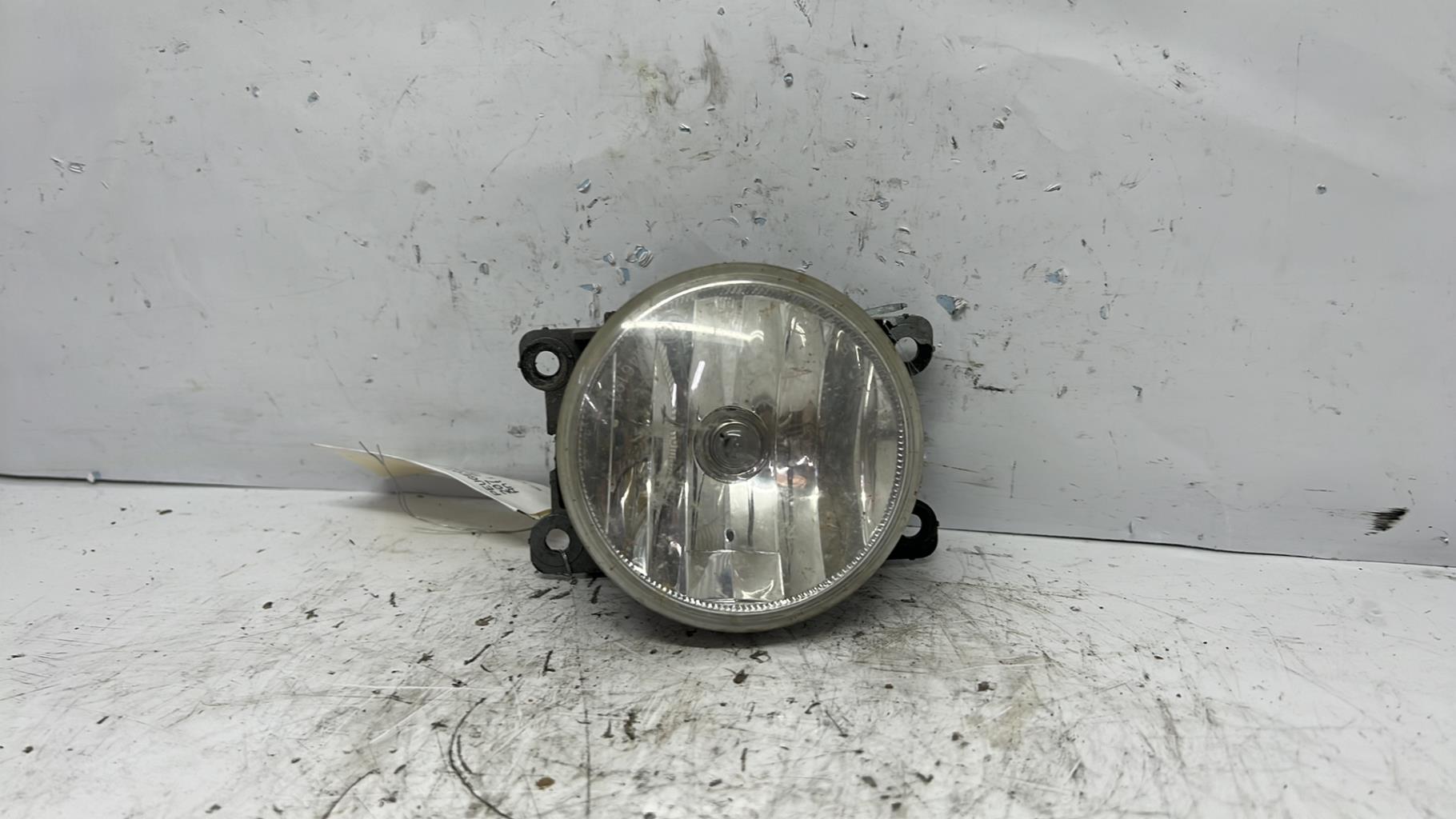 Anti brouillard droit (feux) peugeot 207 phase 2