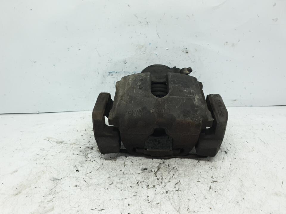 Etrier avant droit (freinage) bmw serie 5 e39 phase 2