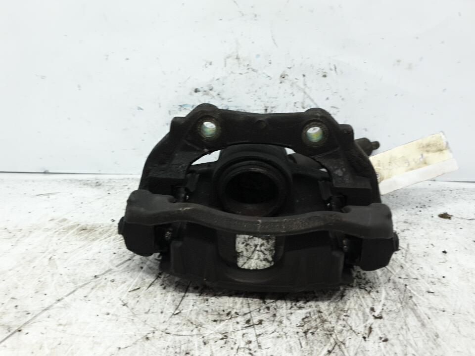 Etrier avant droit (freinage) peugeot 307 phase 1
