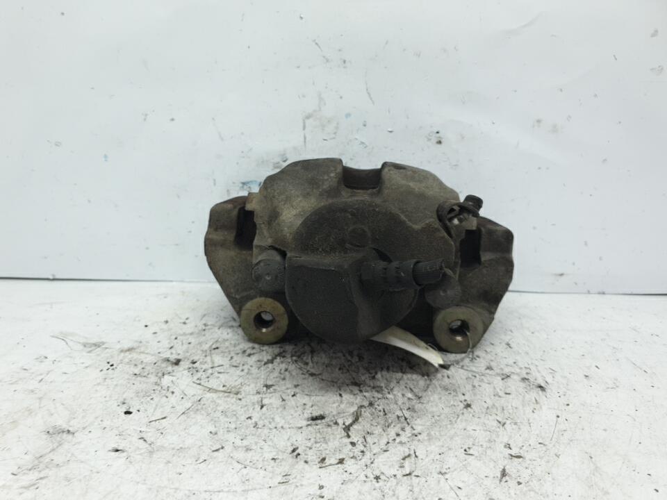 Etrier avant gauche (freinage) bmw serie 5 e39 phase 2