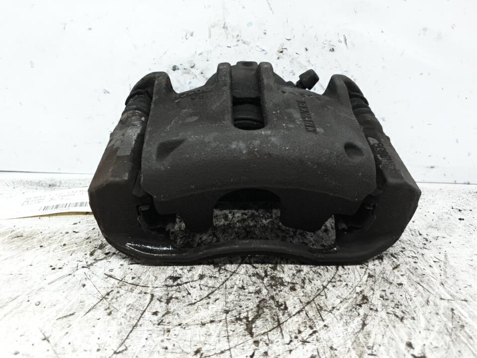 Etrier avant gauche (freinage) renault megane 2 phase 1