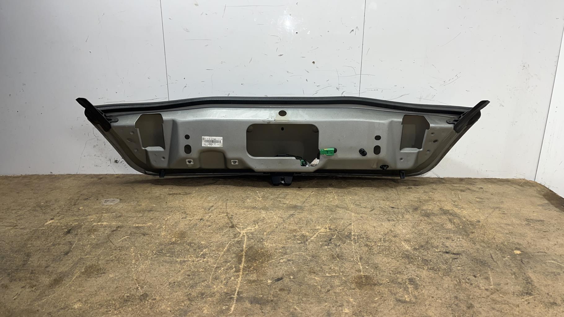 Hayon inferieur peugeot 207 phase 1 cabriolet