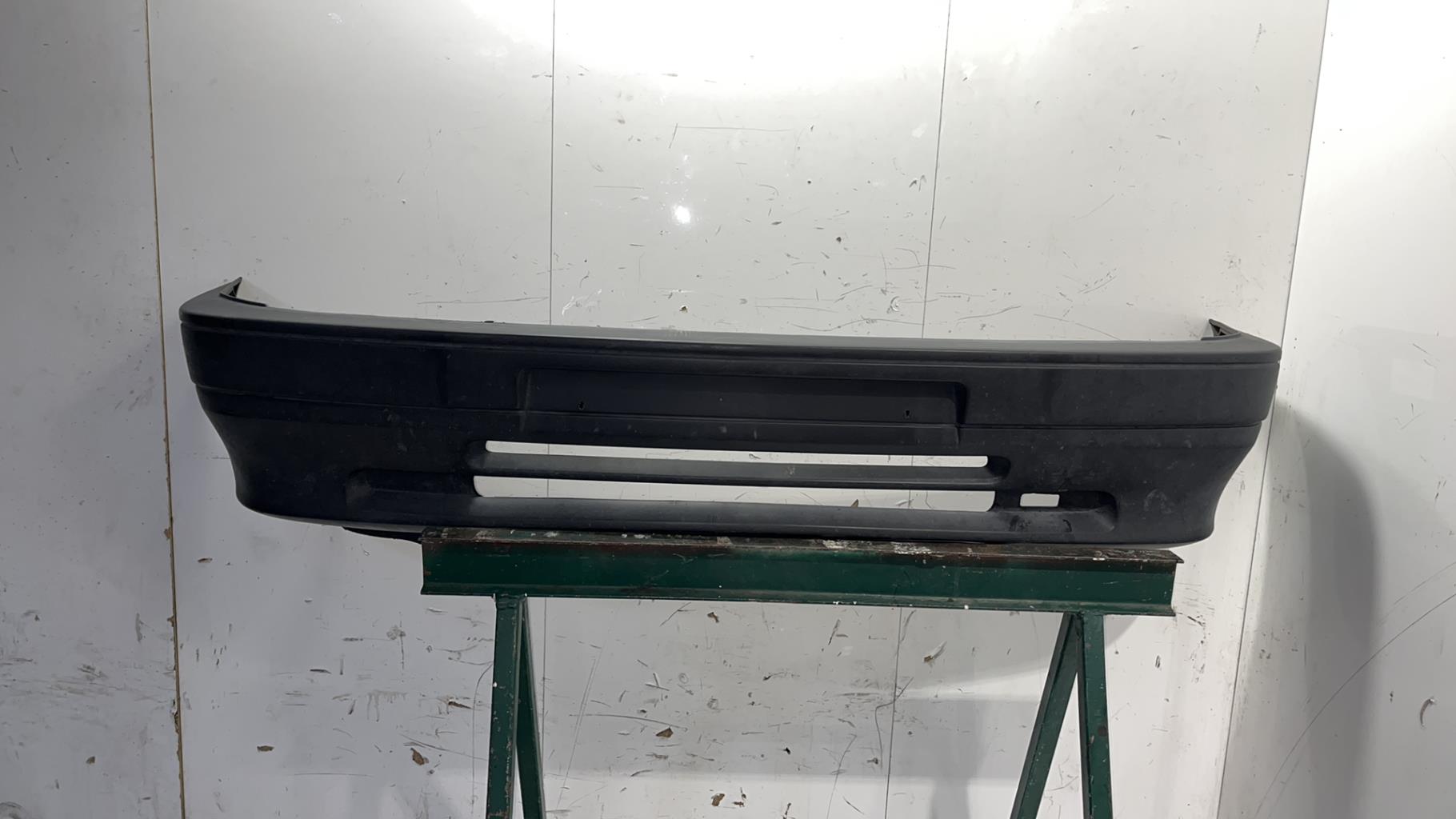 Pare choc avant peugeot 106 phase 1