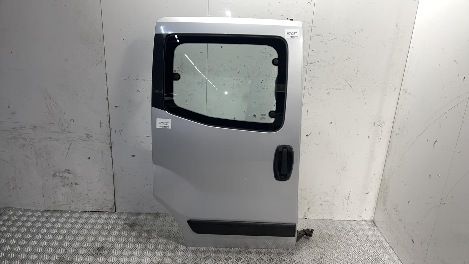 Porte laterale droit citroen nemo