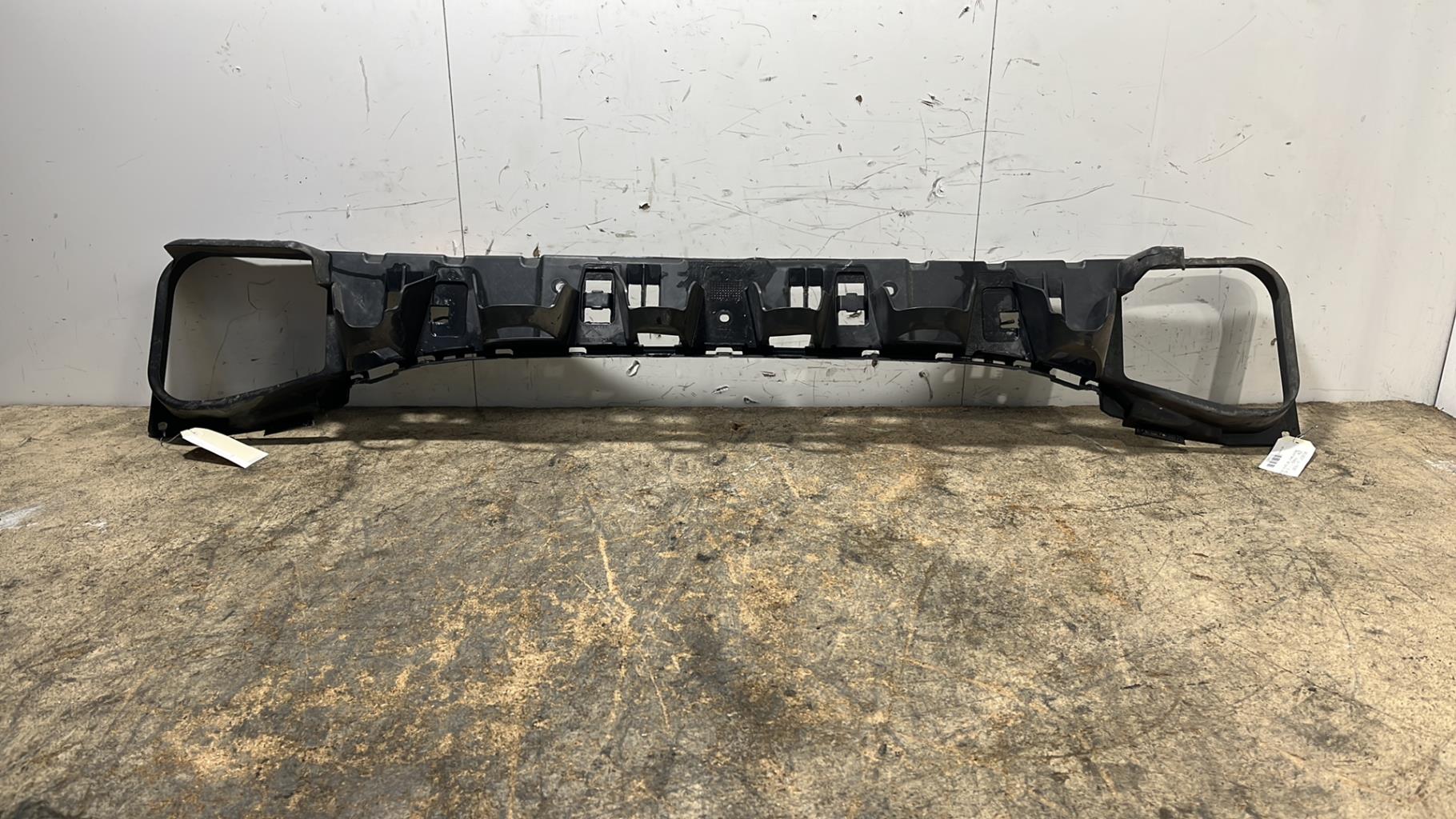 Absorbeur de pare choc arriere peugeot 208 1 phase 1
