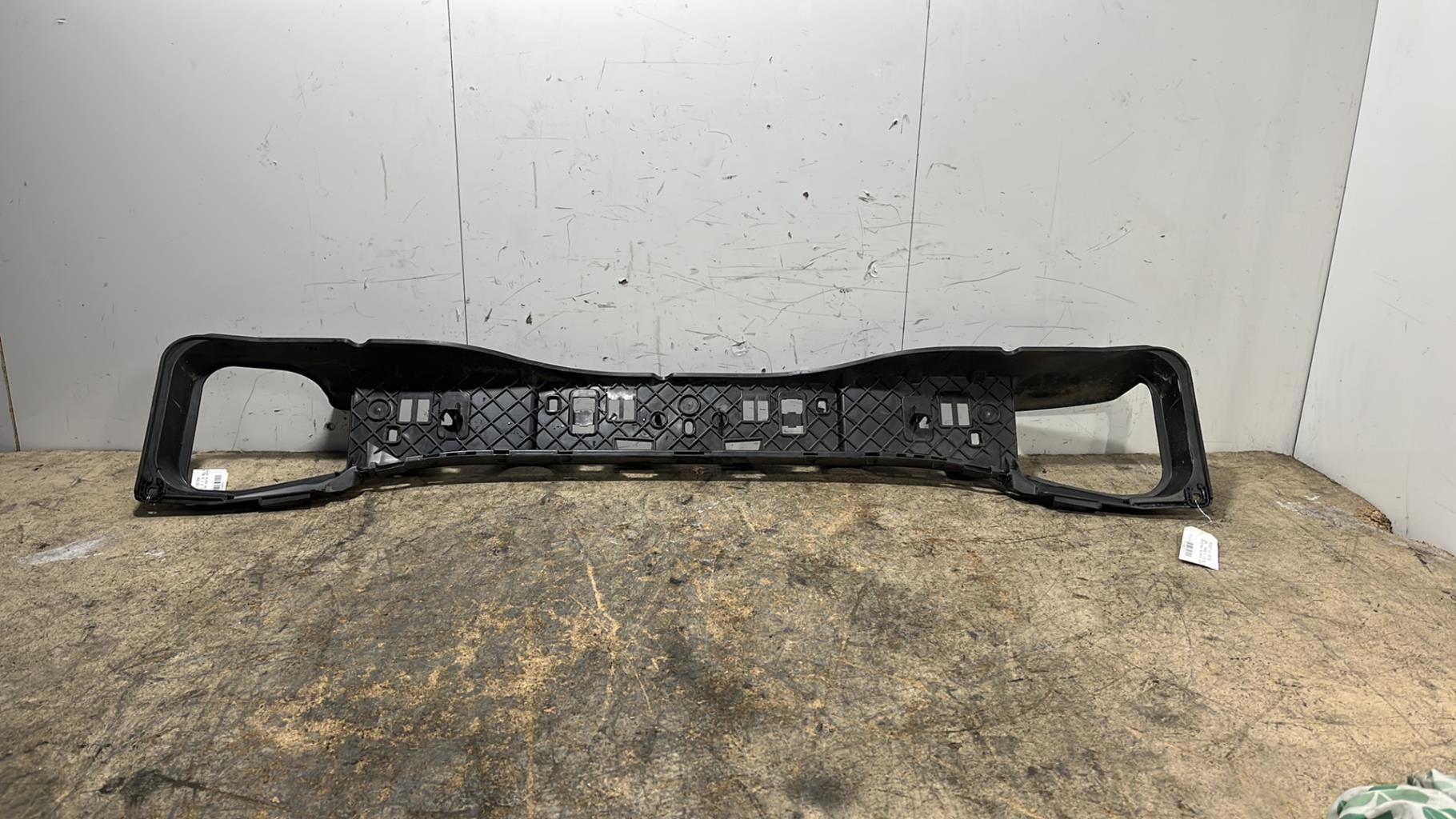Absorbeur de pare choc arriere peugeot 208 1 phase 2