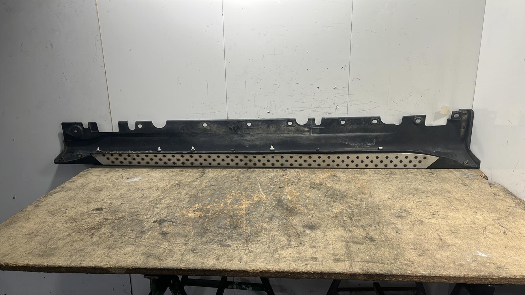 Bas de caisse gauche bmw x6 e71/e72 phase 1