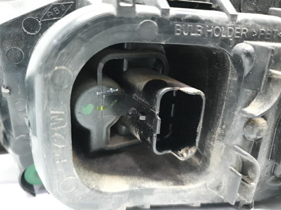 Feu arriere principal gauche (feux) renault clio 4 phase 2