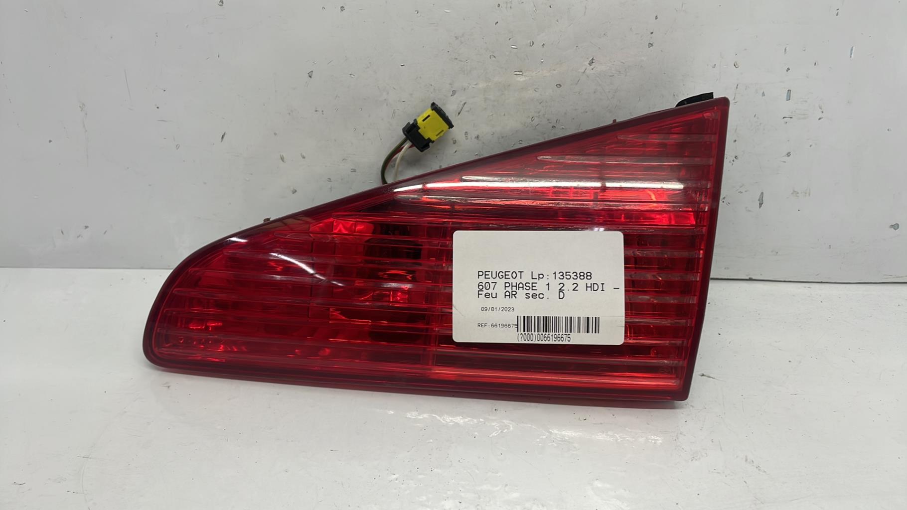Feu arriere secondaire droit (feux) peugeot 607 phase 1