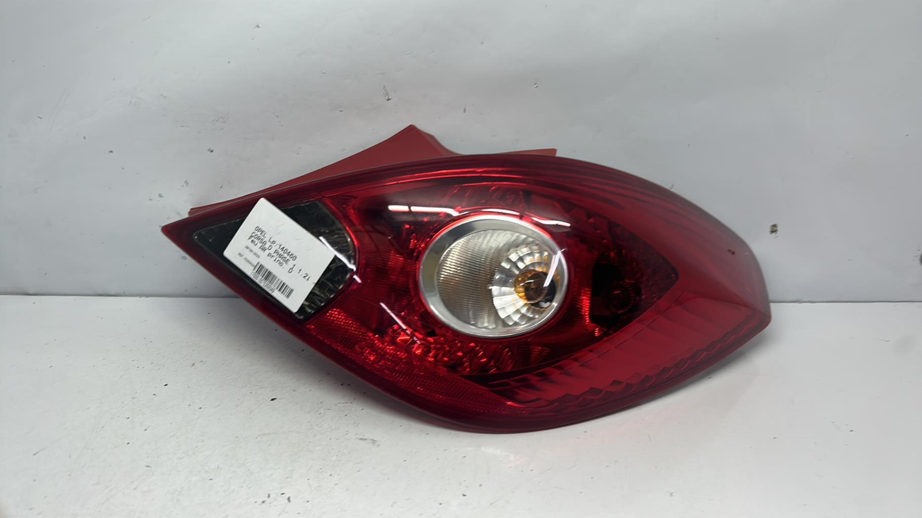 Feu arriere principal droit (feux) opel corsa d phase 1