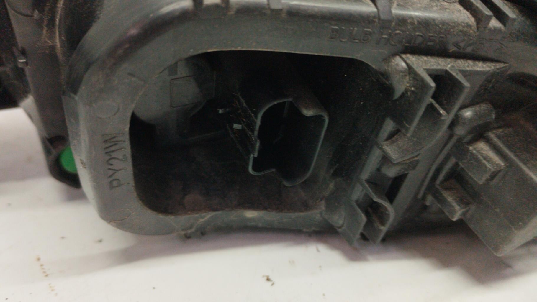 Feu arriere principal gauche (feux) renault clio 4 phase 1