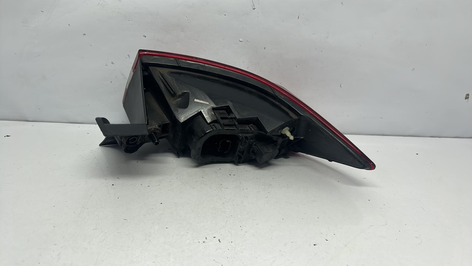 Feu arriere principal gauche (feux) renault clio 4 phase 1