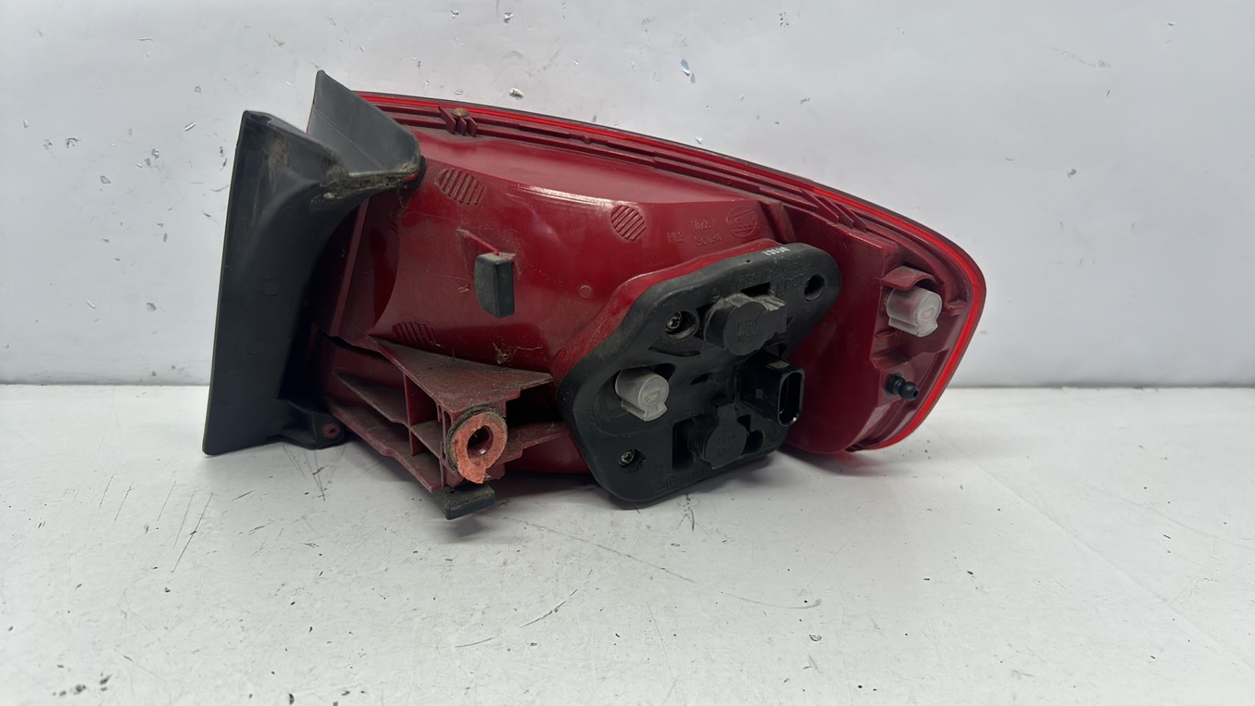 Feu arriere principal gauche (feux) audi a4 3 phase 1