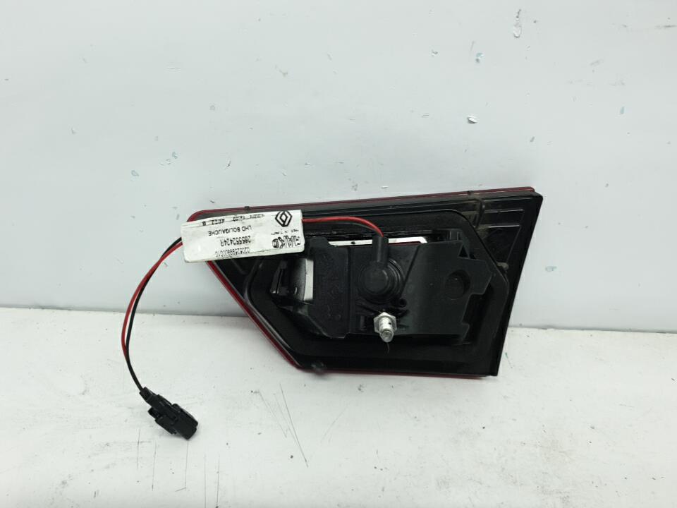 Feu arriere secondaire gauche (feux) renault clio 4 phase 2