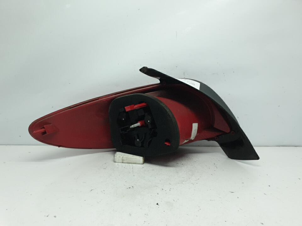 Feu arriere principal droit (feux) peugeot 206+