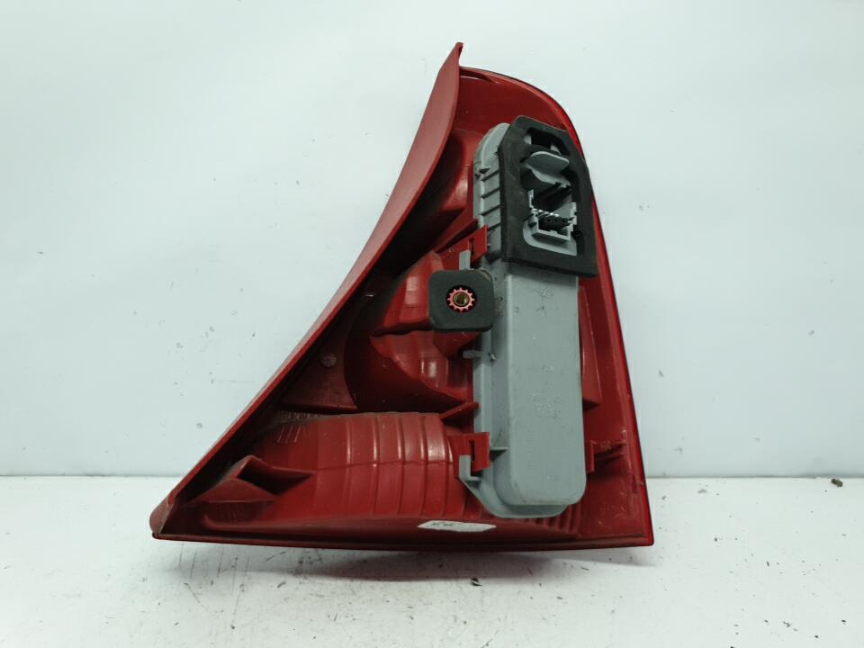 Feu arriere principal gauche (feux) renault clio 2 phase 2