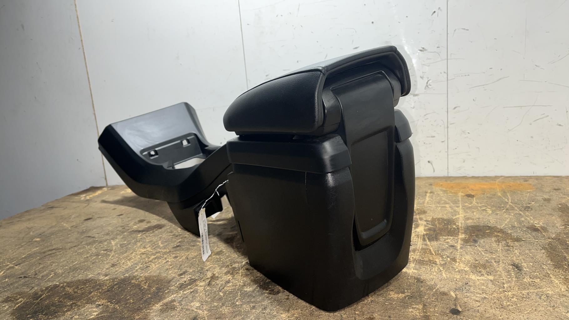 Accoudoir volvo v 40 2 phase 1 break