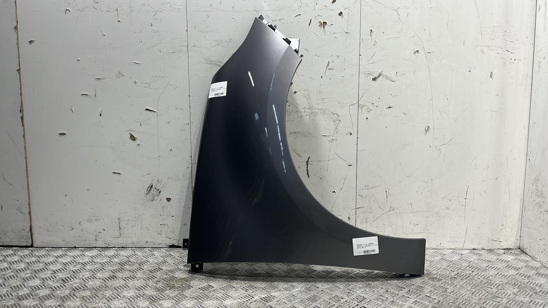 Aile avant droit renault scenic 3 phase 1
