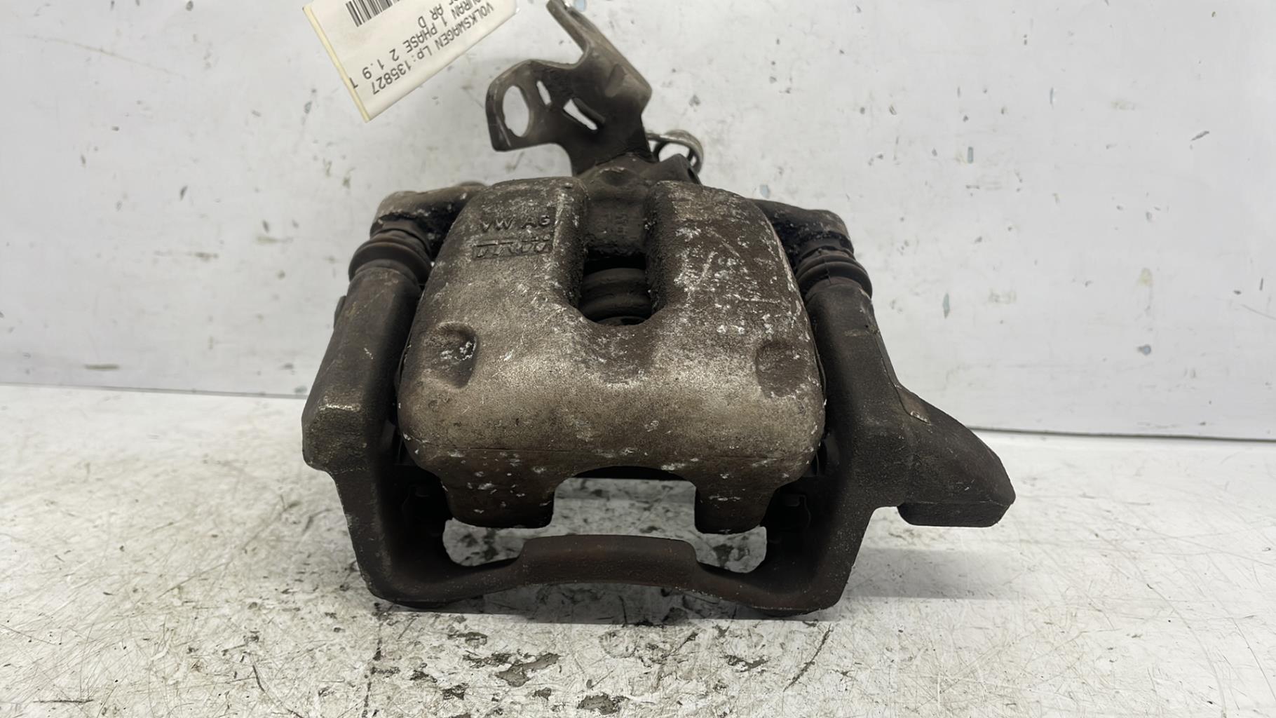 Etrier arriere droit (freinage) volkswagen touran 1 phase 2