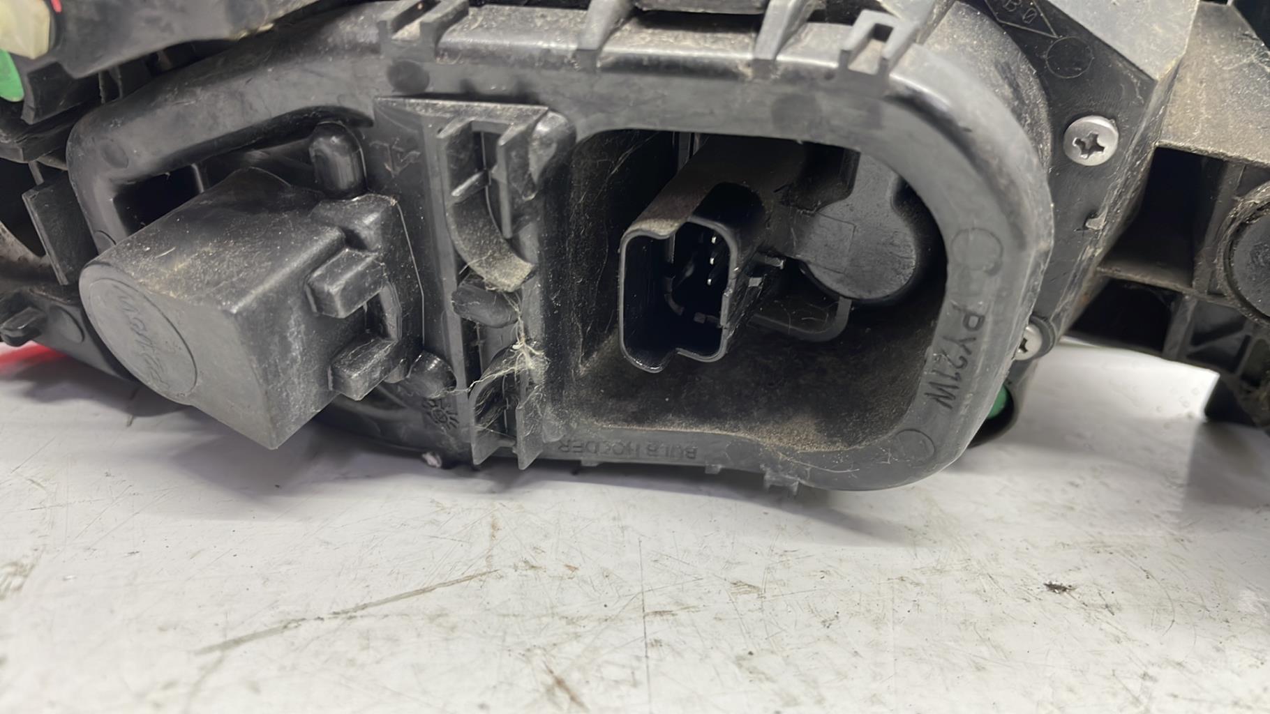 Feu arriere principal droit (feux) renault clio 4 phase 1