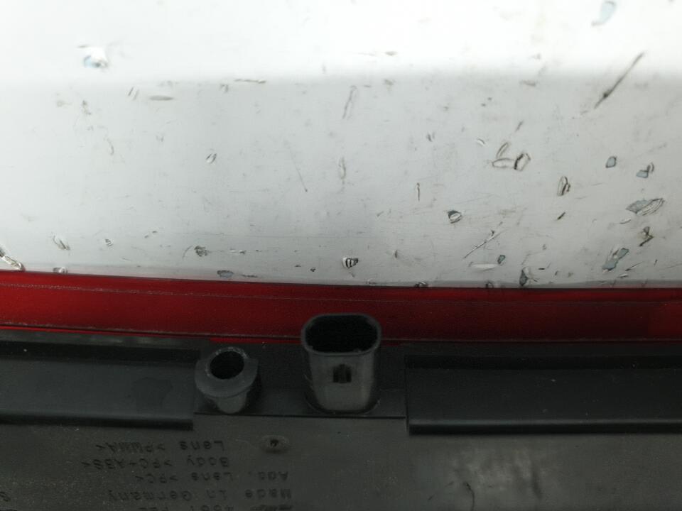 Feu arriere stop central audi a1 1 phase 1