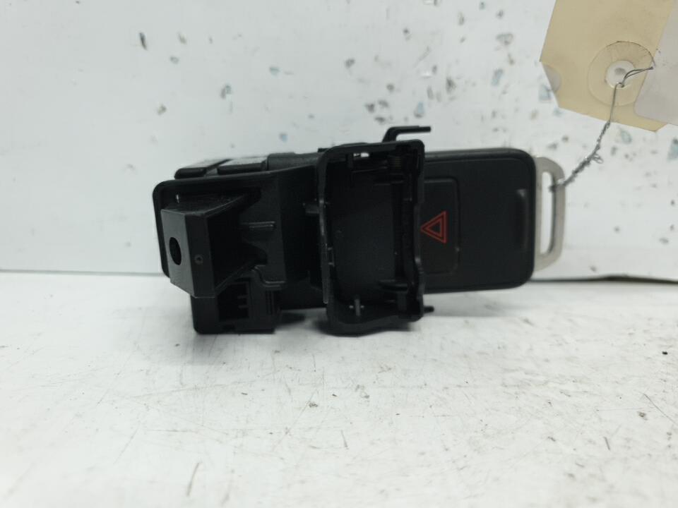 Lecteur de carte (neiman) volvo v 40 2 phase 1 break