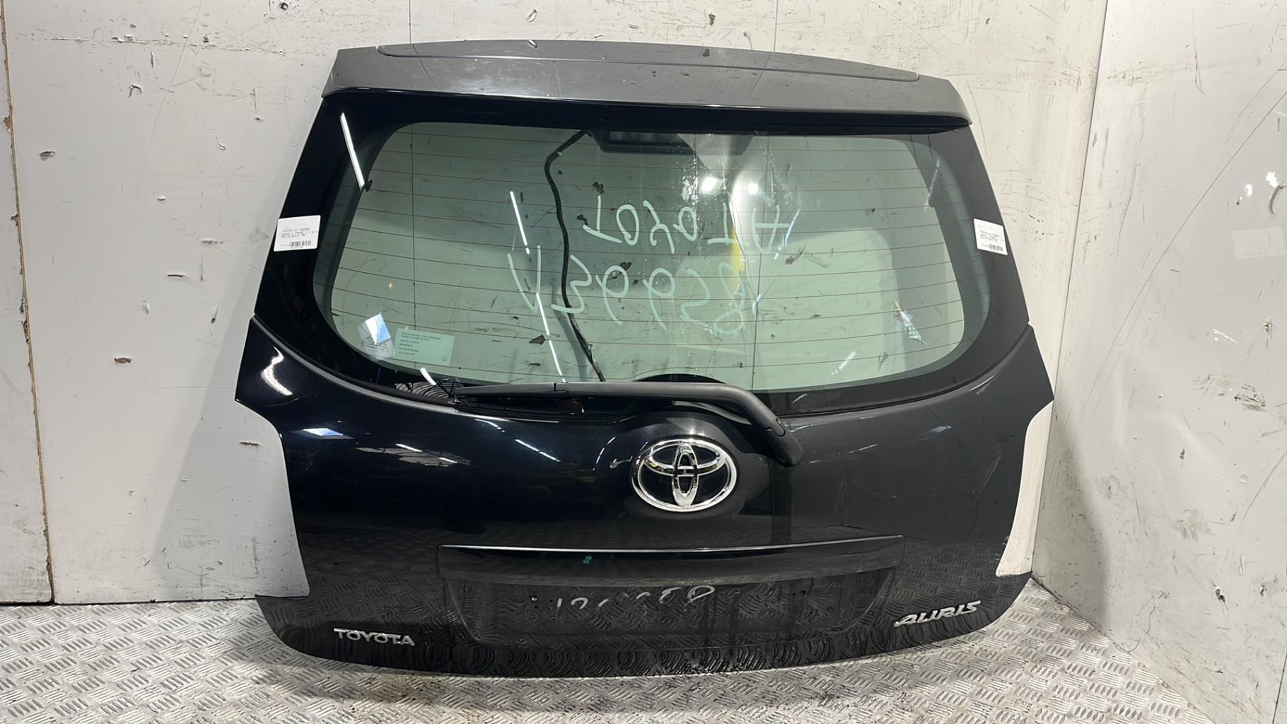 Malle/Hayon arriere toyota auris 1 phase 1