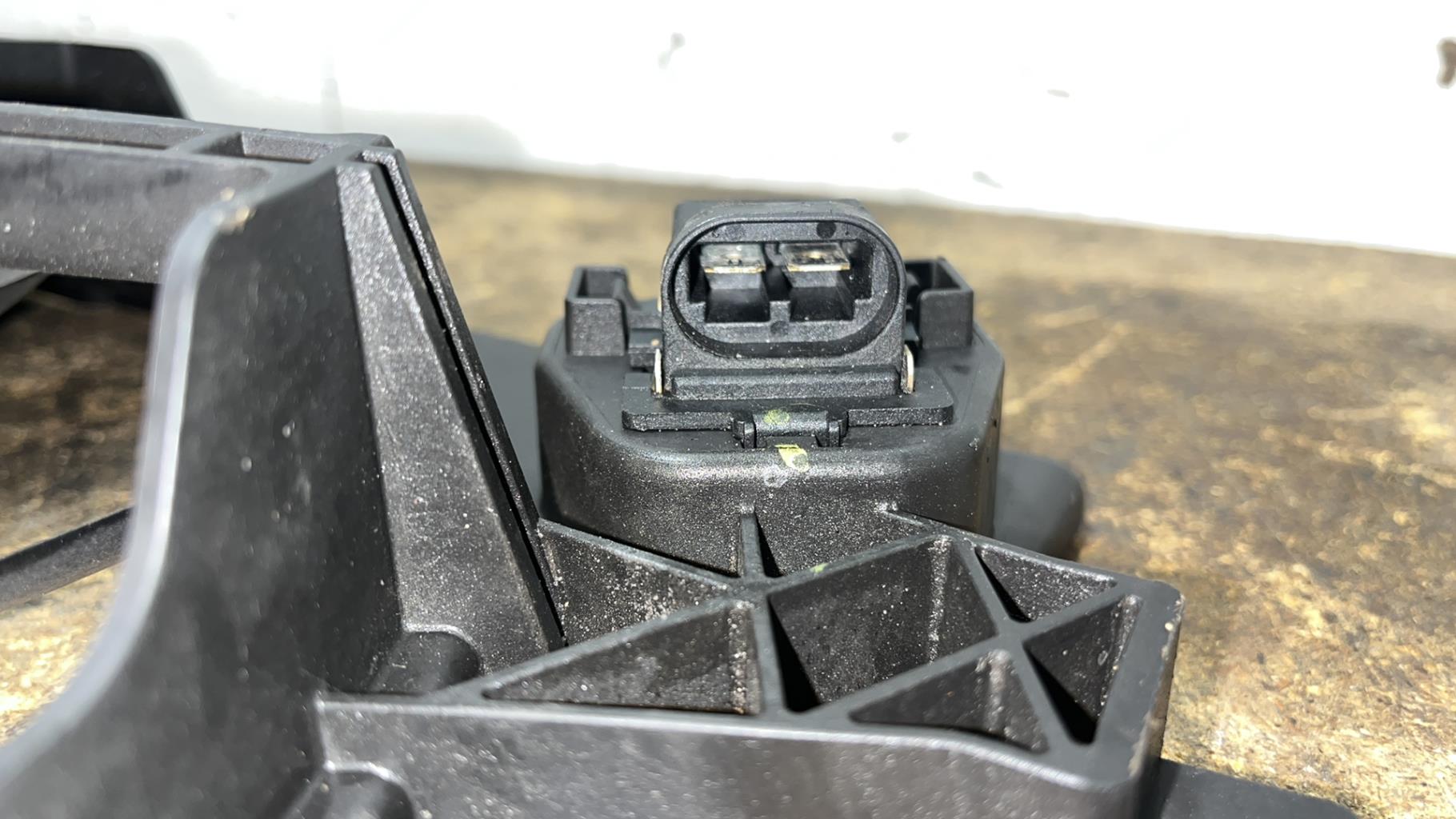 Moto ventilateur radiateur renault twingo 2 phase 1